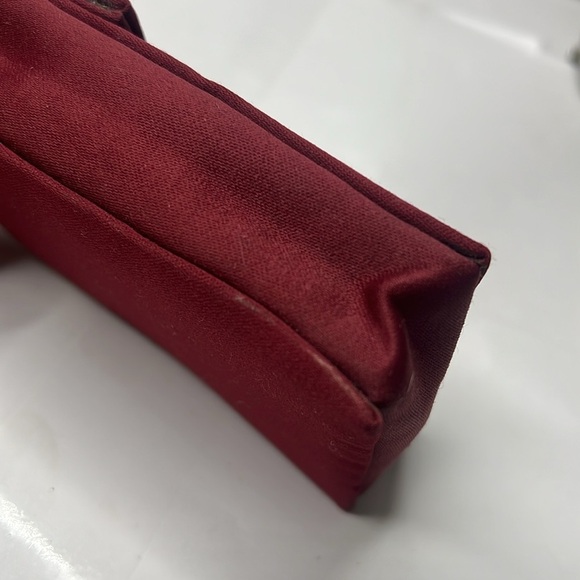 Silk & Beaded Snap Case - Picture 6 of 6